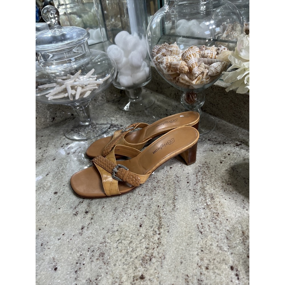 Brighton Tatum Leather Sandals Beige Woven Croc Stacked Heel Mules Womens 6 M